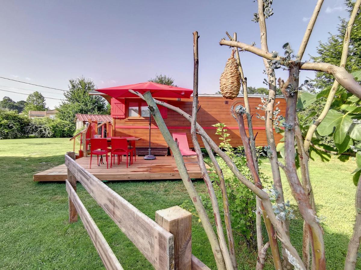 La Roulotte Du Cagire - 4 Pers - Pyrenees Guest House Villeneuve-de-Riviere Exterior photo